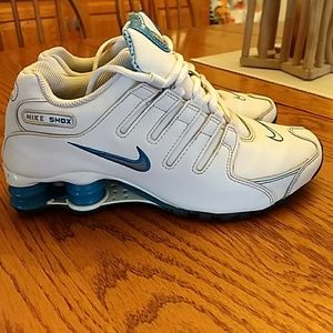 Womans nike shox 6.5